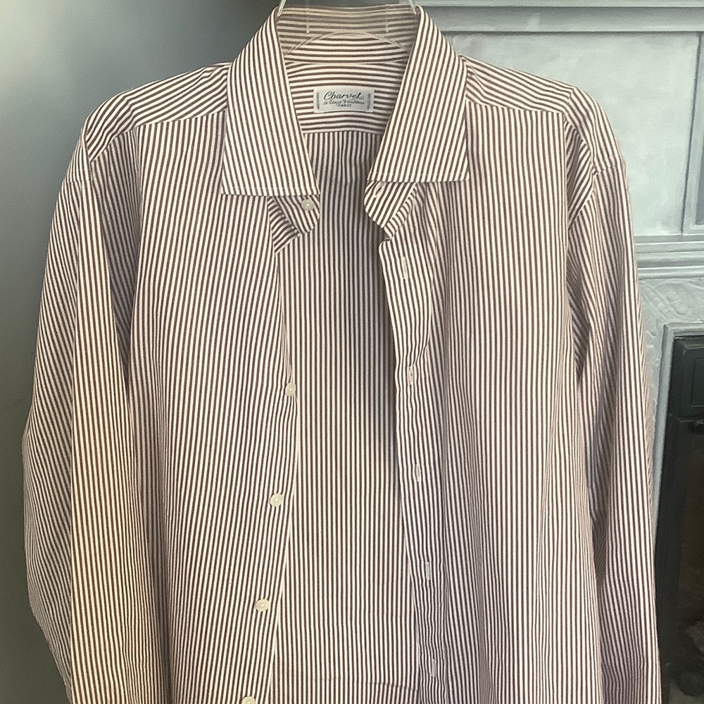 Charvet Striped Dress Shirt in White and Burgundy. Large